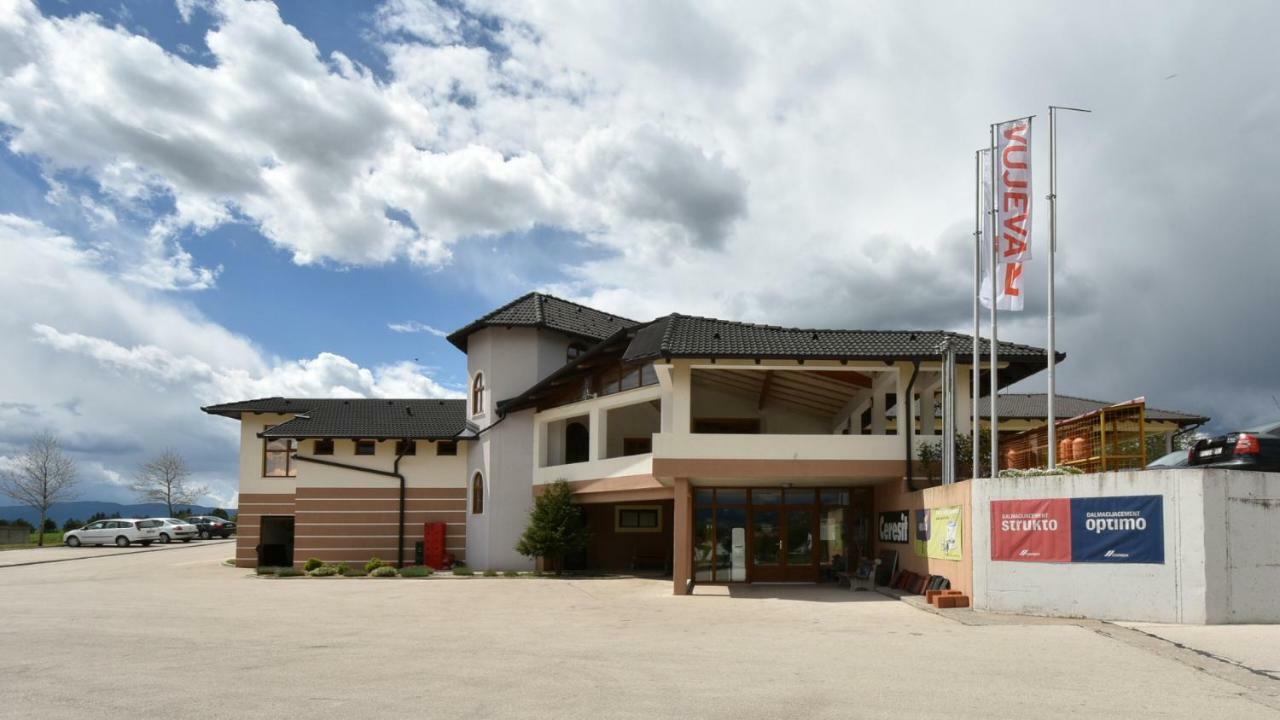 Motel Vujeva Livno Eksteriør billede